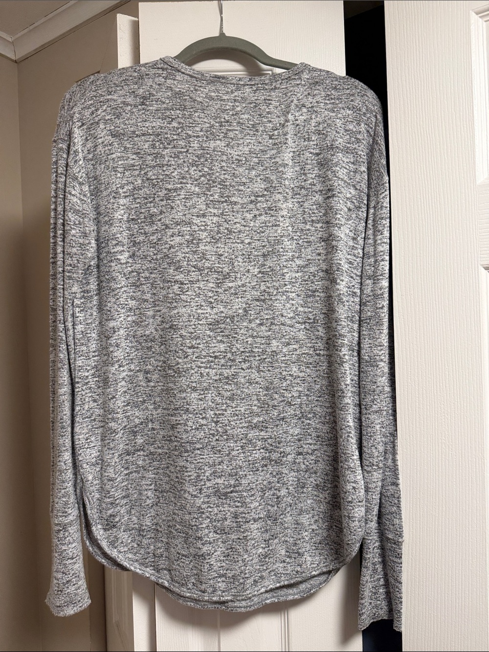 Athleta Gray Marbled Long-Sleeve Pullover - Picture 3 of 3